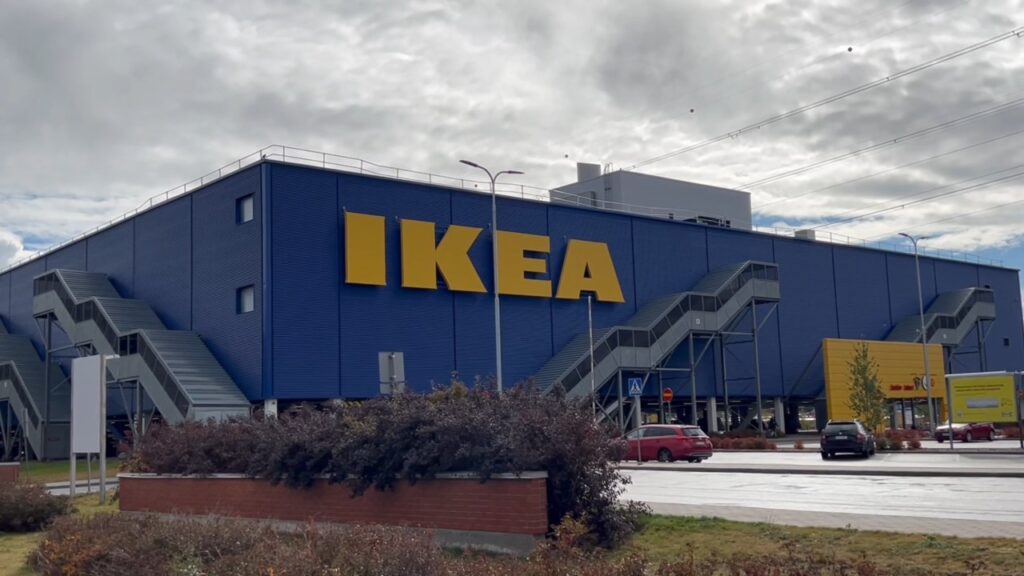 抵達IKEA