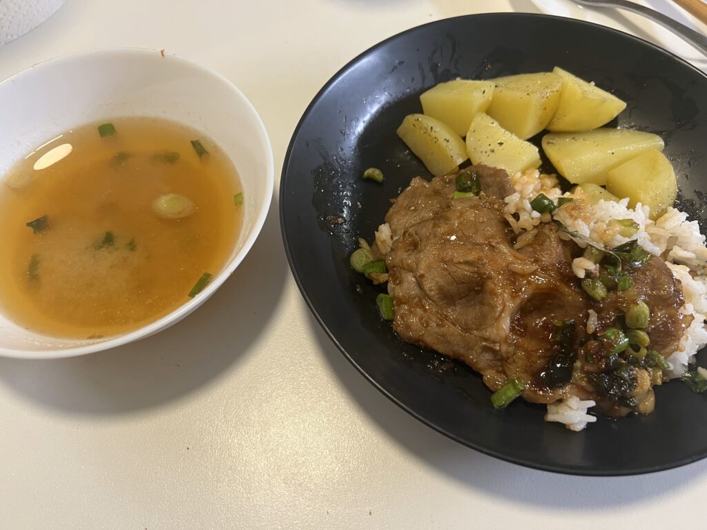 薑汁豬排定食
