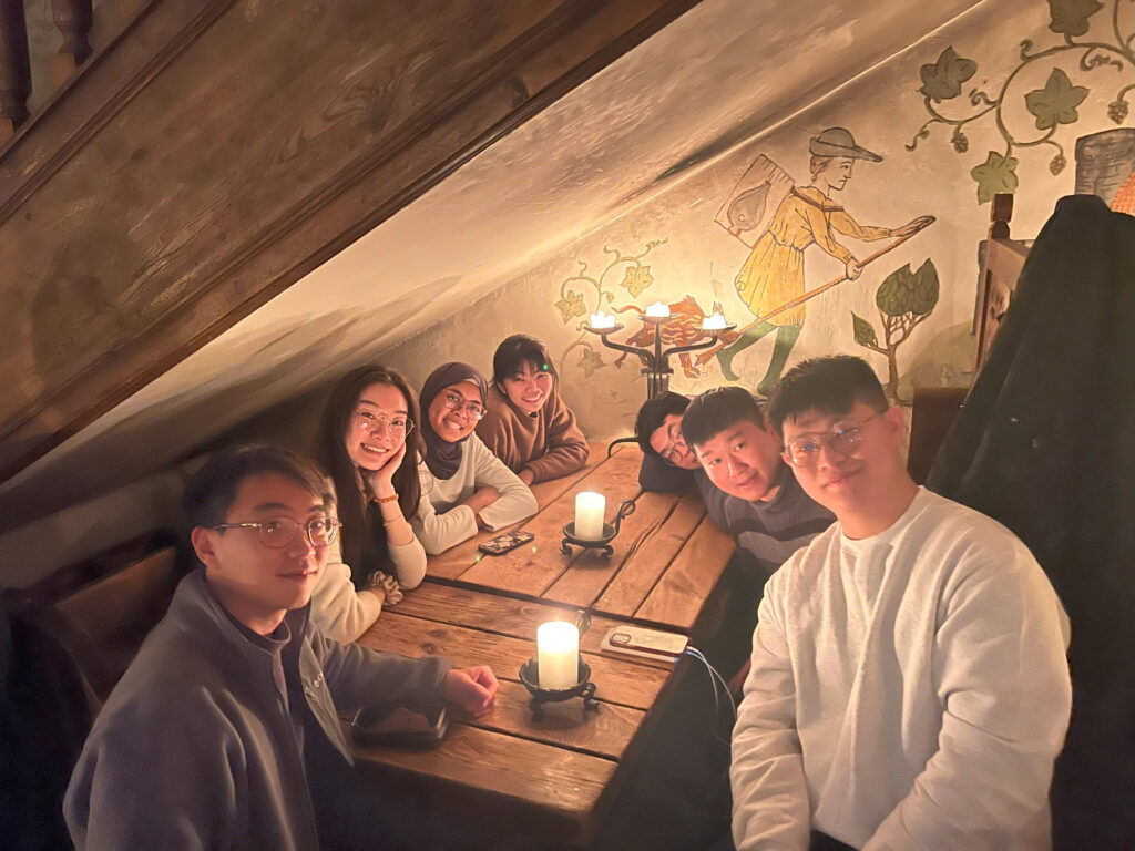 中世紀餐廳 － Restoran Olde Hansa
